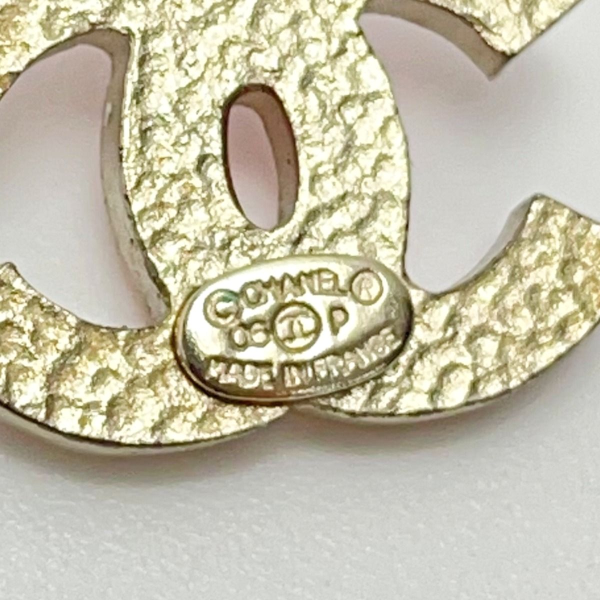 Chanel Coco Mark Gold Pink Earrings Rhinestone GP Accessories — view 7