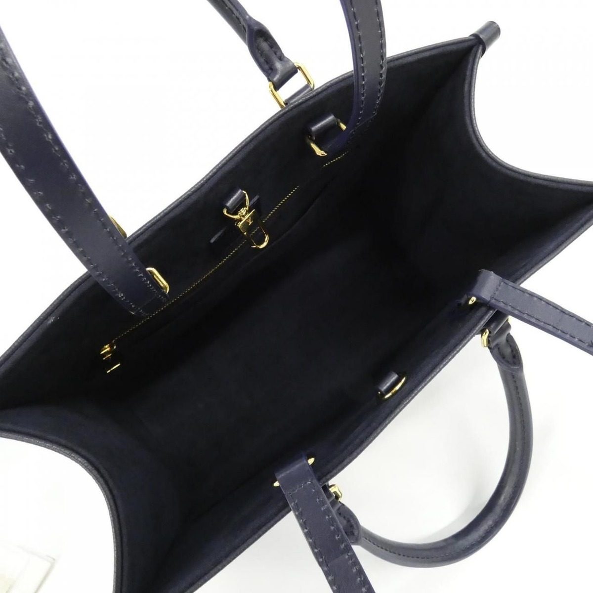 Louis Vuitton Sarah's Knot On The Go MM Bag — view 8