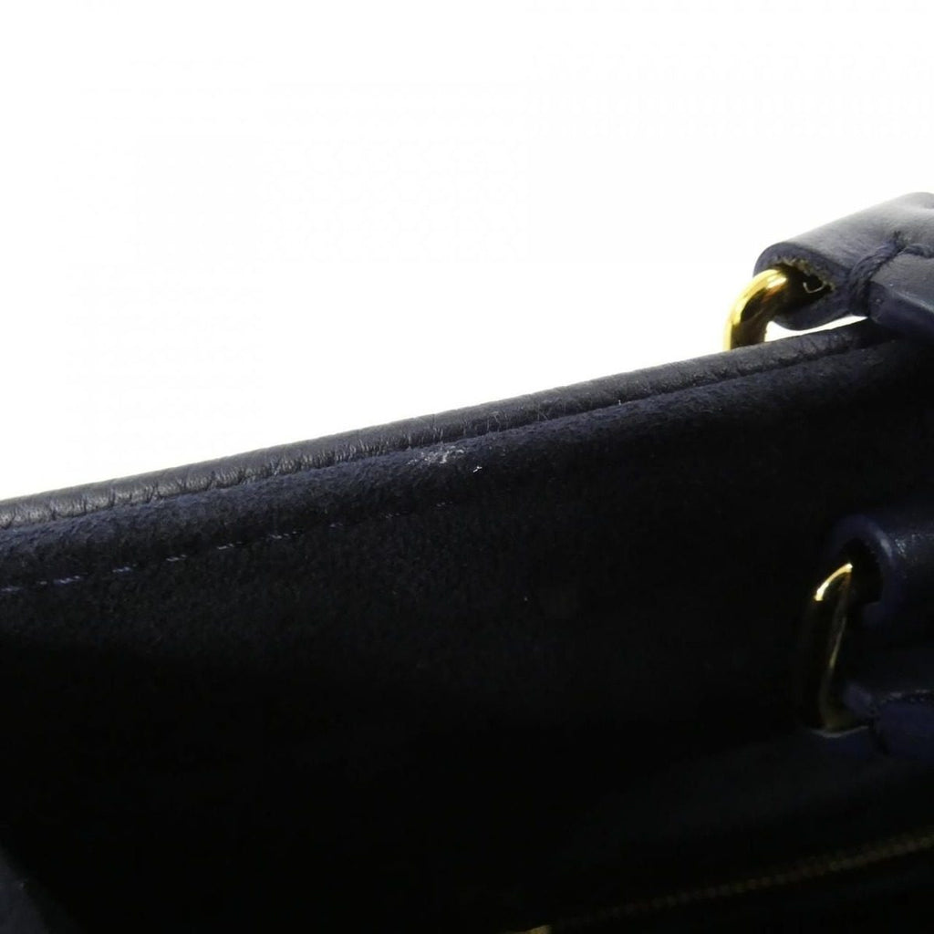 Louis Vuitton Sarah's Knot On The Go MM Bag — view 9