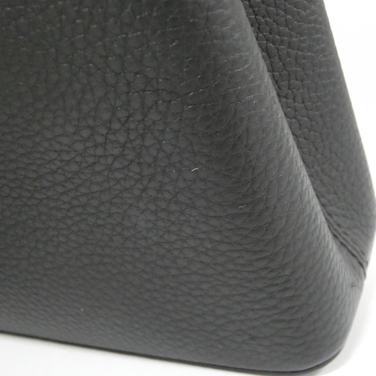 Louis Vuitton Capucines Mini Bag — view 8