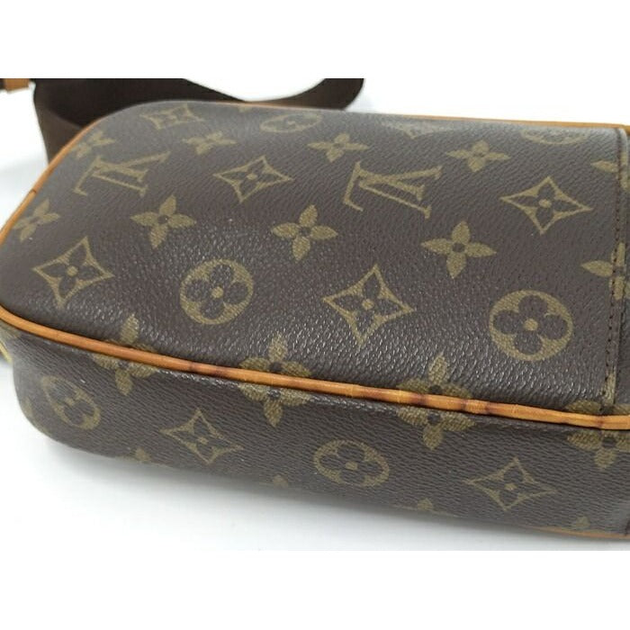 Louis Vuitton Pochette Gange Body Bag Monogram — view 7
