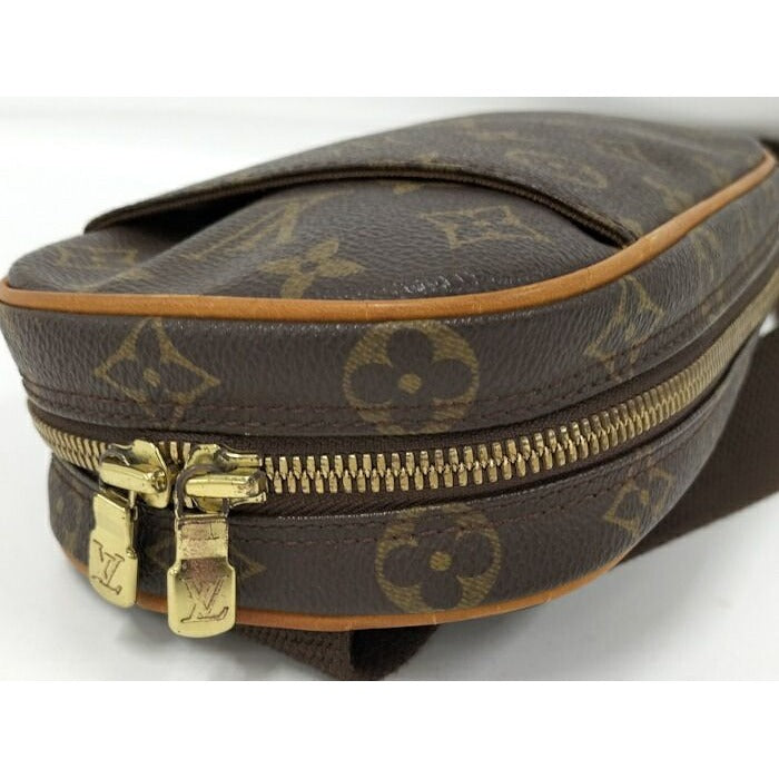 Louis Vuitton Pochette Gange Body Bag Monogram — view 9