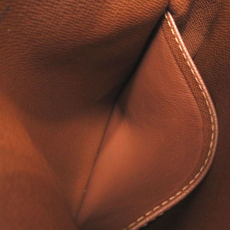 Louis Vuitton Danube Monogram Shoulder Bag 1076 — view 7