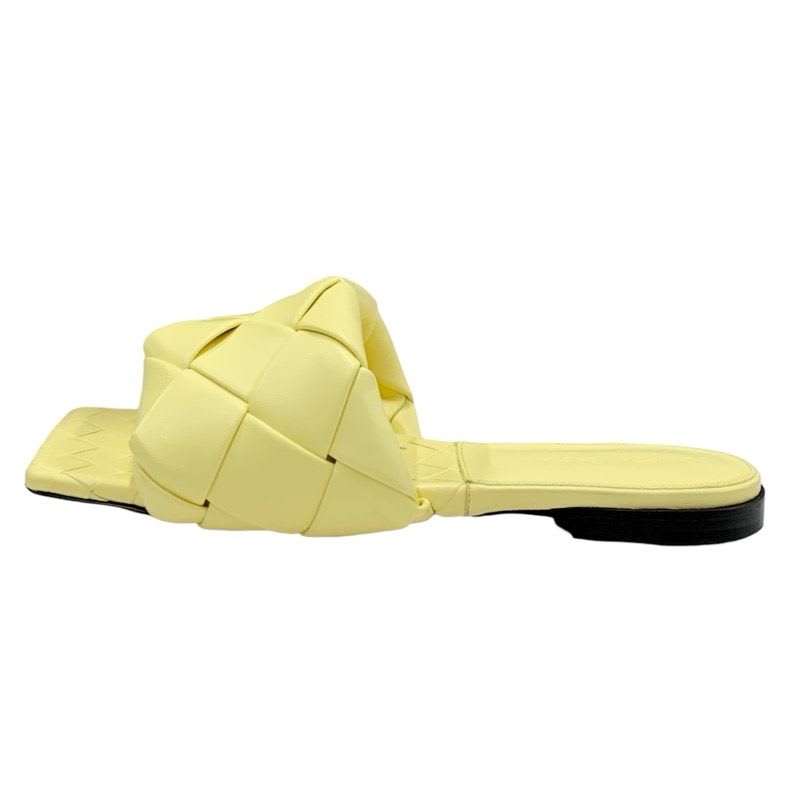 Bottega Veneta Lido Sandals Shoes Leather Yellow Flat Mules Intrecciato — view 3