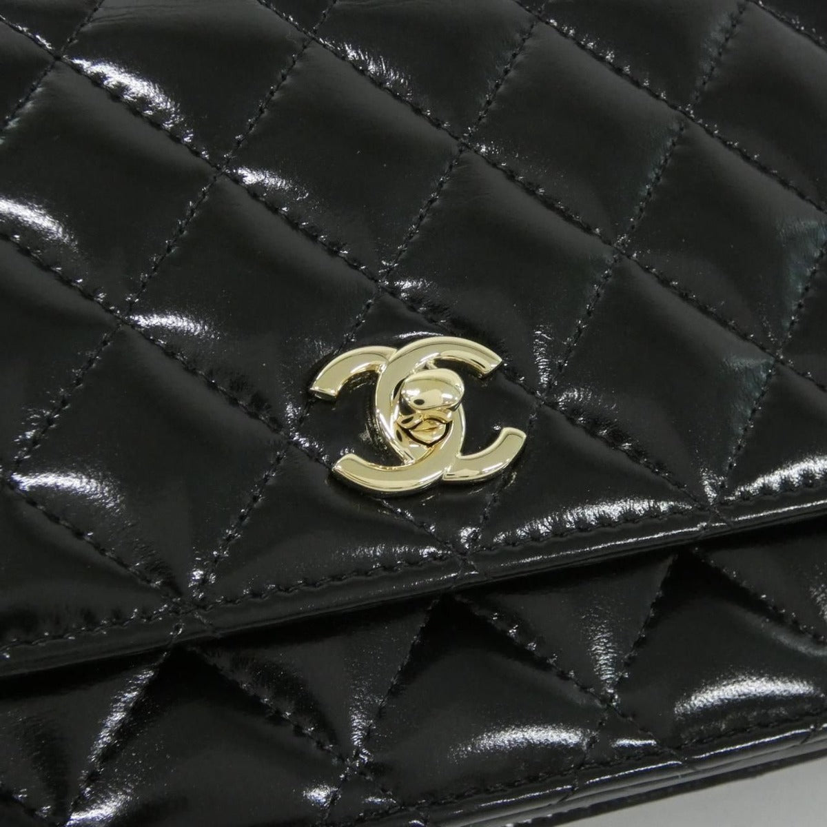 Chanel Chain Wallet Black — view 4