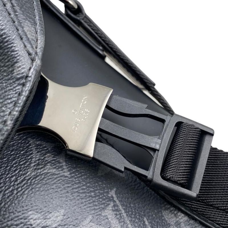 Louis Vuitton Tote Bag Messenger Voyage MM Monogram — view 6