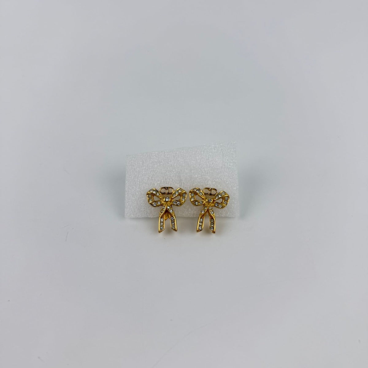 Dior Earrings Gold CD Logo Ribbon Vintage — view 2