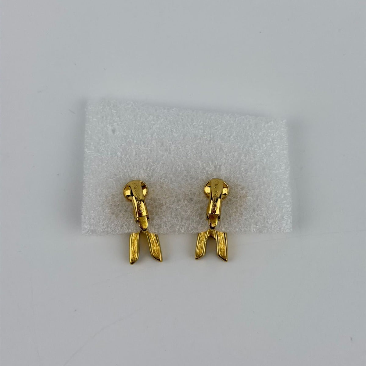 Dior Earrings Gold CD Logo Ribbon Vintage — view 3