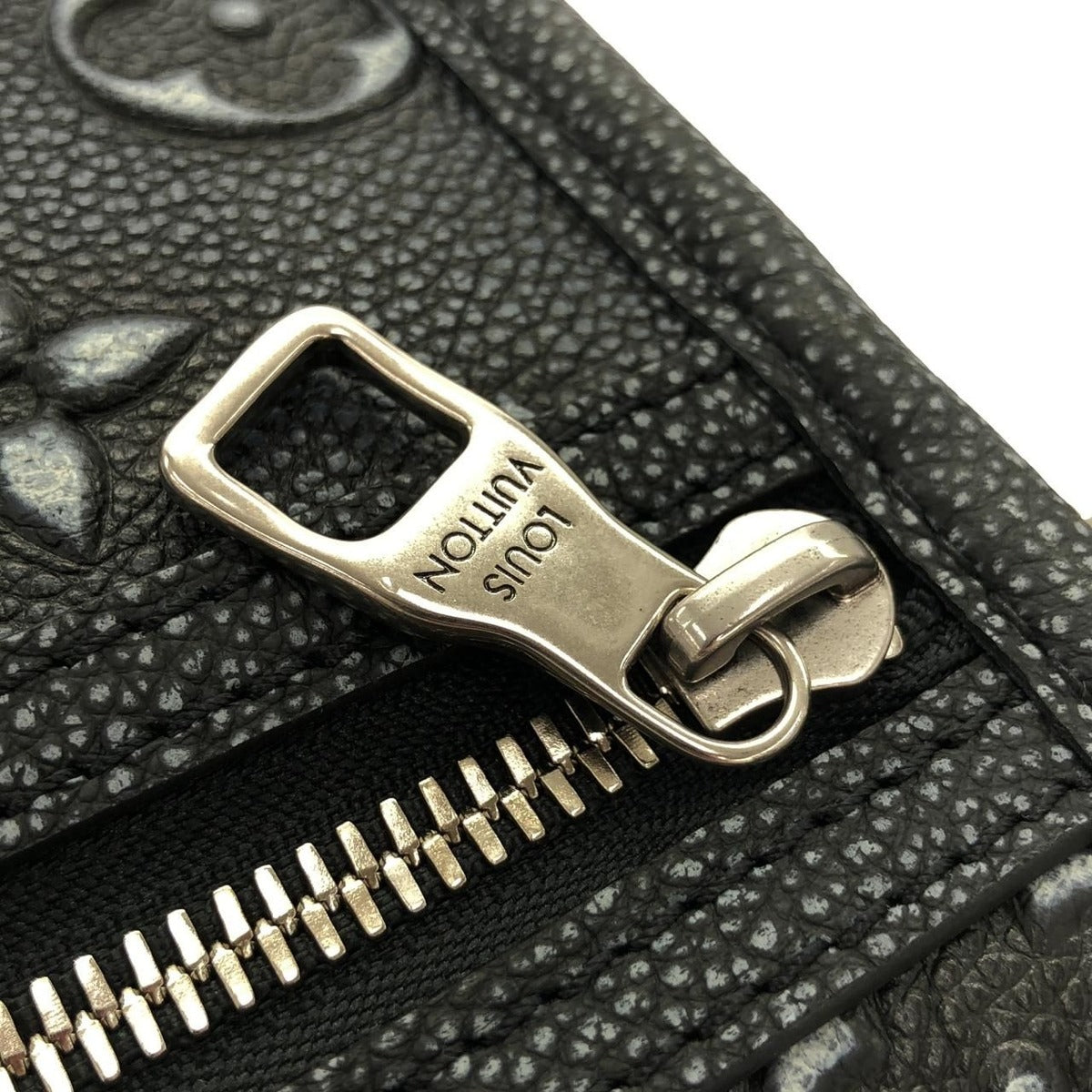 Louis Vuitton Arch Messenger Shoulder Bag Charcoal Mat — view 5