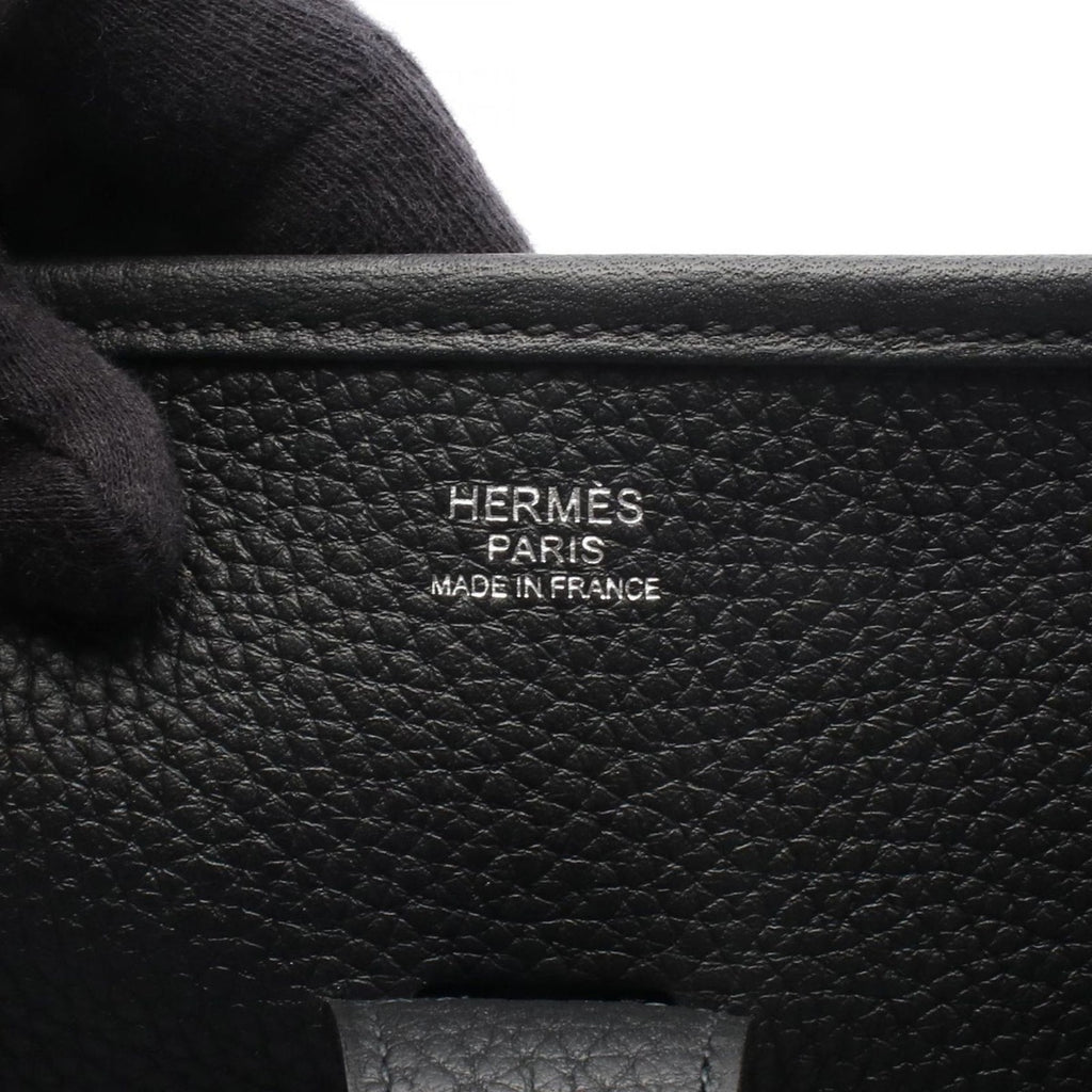 Hermes Shoulder Bag Evelyne 3 Trois GM Black Leather — view 4