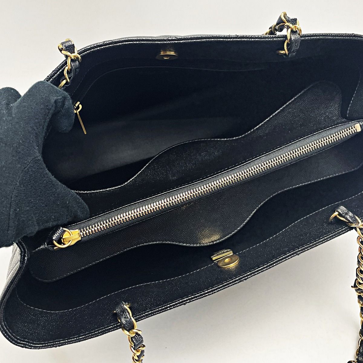 Chanel Quilted As3634 Black Chain Tote Bag Caviar Leather Gold Hardware — view 3