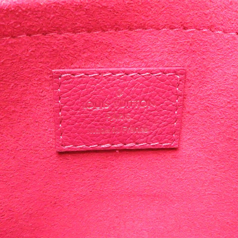 Louis Vuitton Shoulder Bag — view 8