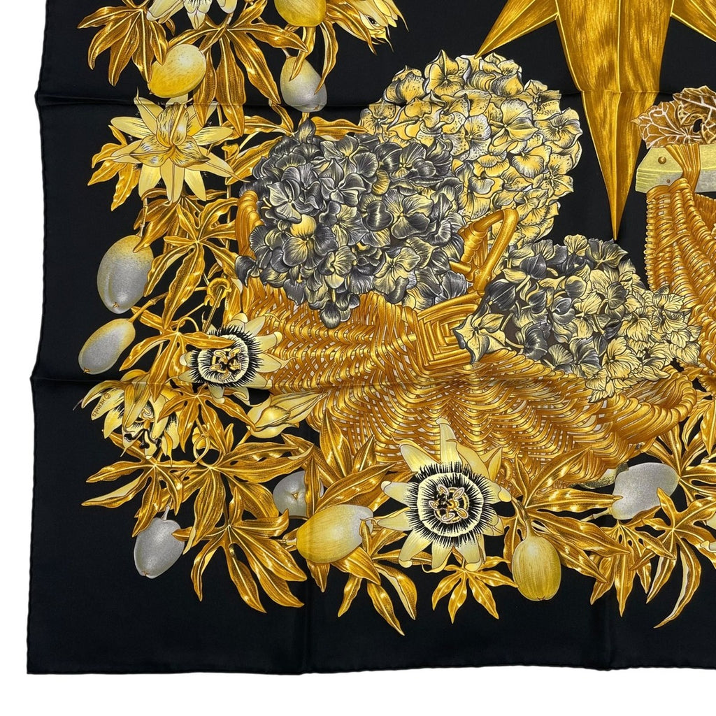 Hermes Scarf Silk Carre 90 Passiflores Passion Flower Black — view 4