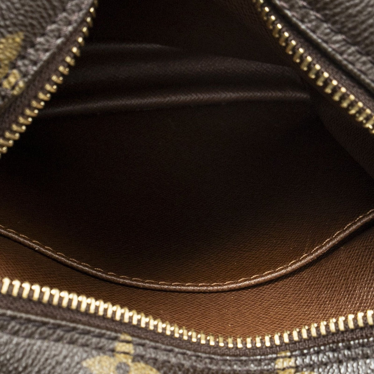 Louis Vuitton Danube Brown Monogram Canvas Shoulder Bag — view 9