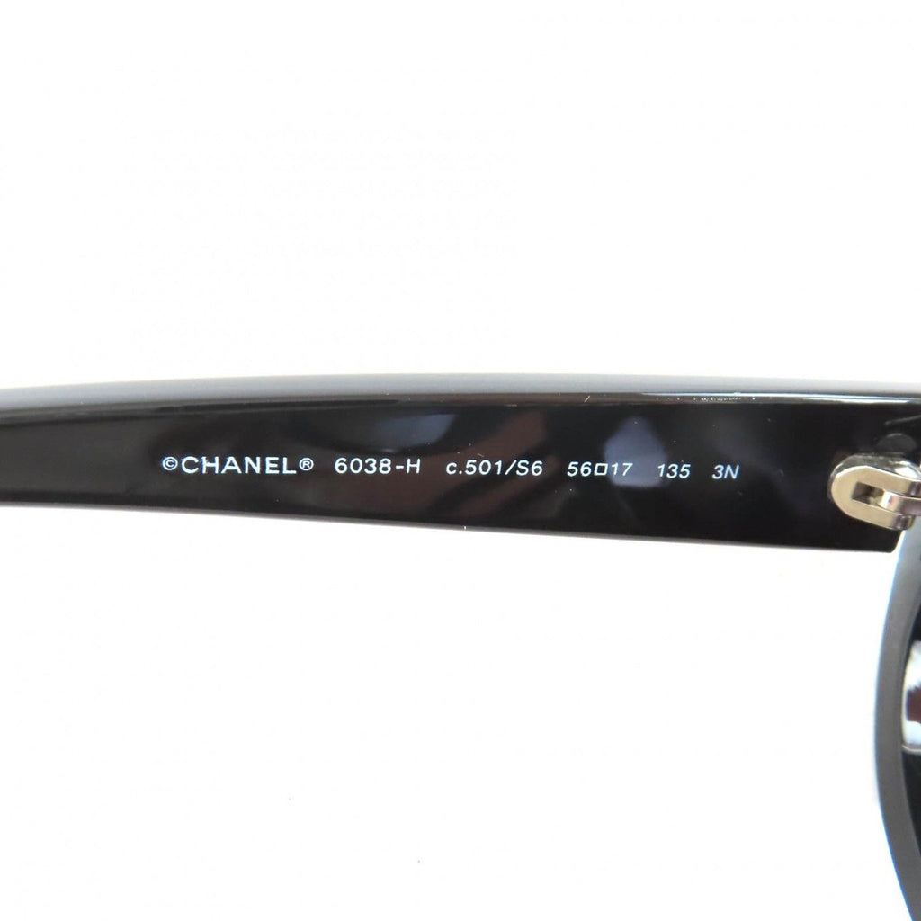 Chanel Logo Faux Pearl Sunglasses Eyewear Black — view 9