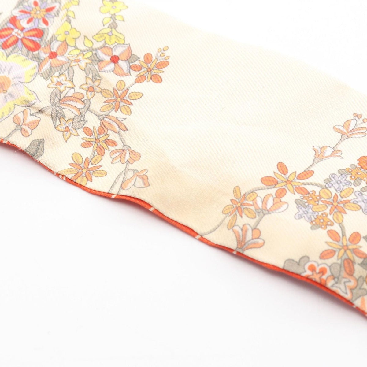 Hermes Scarf Twill Brides de Gala en Fleurs Silk — view 6