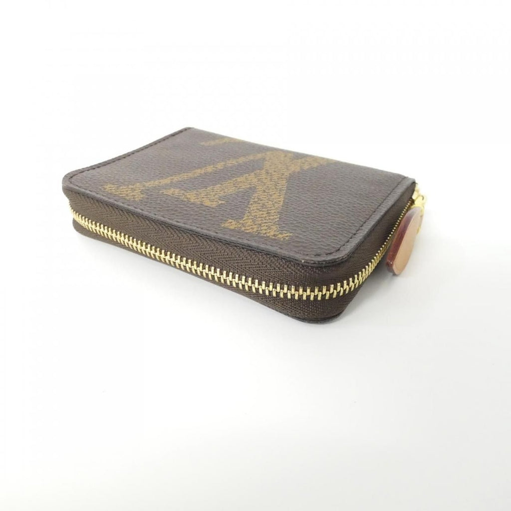 Louis Vuitton Monogram Giant Zippy Coin Purse — view 3