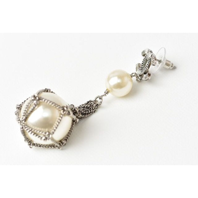 Chanel Pearl Motif Coco Mark Silver — view 5