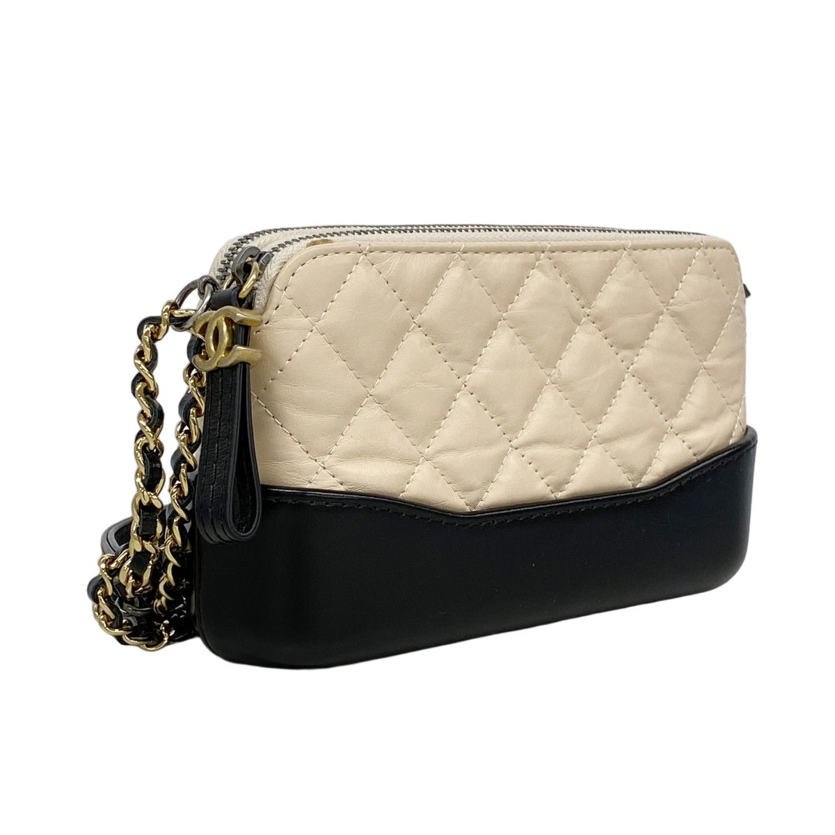 Chanel Shoulder Bag Gabrielle Lambskin Beige Black Gold Silver — view 2