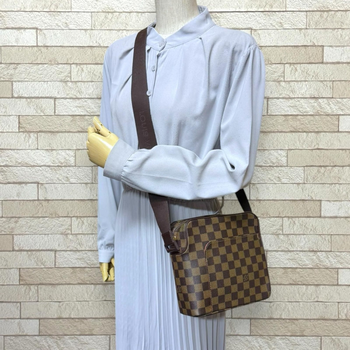 Louis Vuitton Olaf PM Damier Shoulder Bag Canvas Brown — view 2