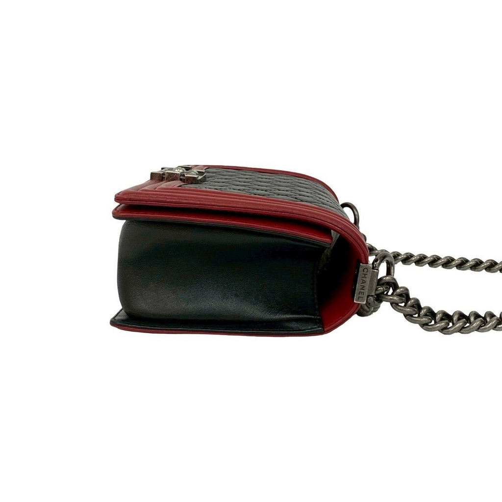 Chanel CC Logo Lambskin Leather Chain — view 6