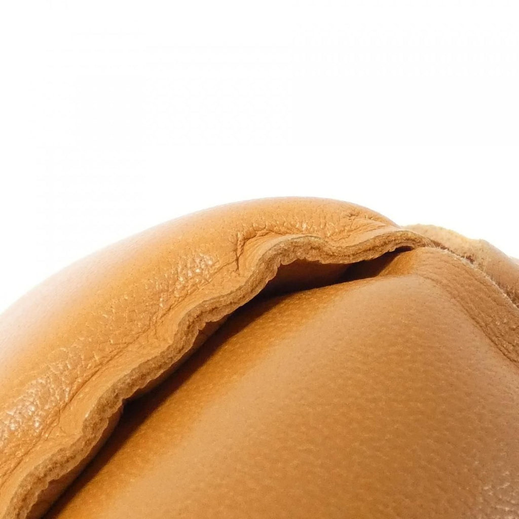 Bottega Veneta Shoulder Bag Gold — view 3