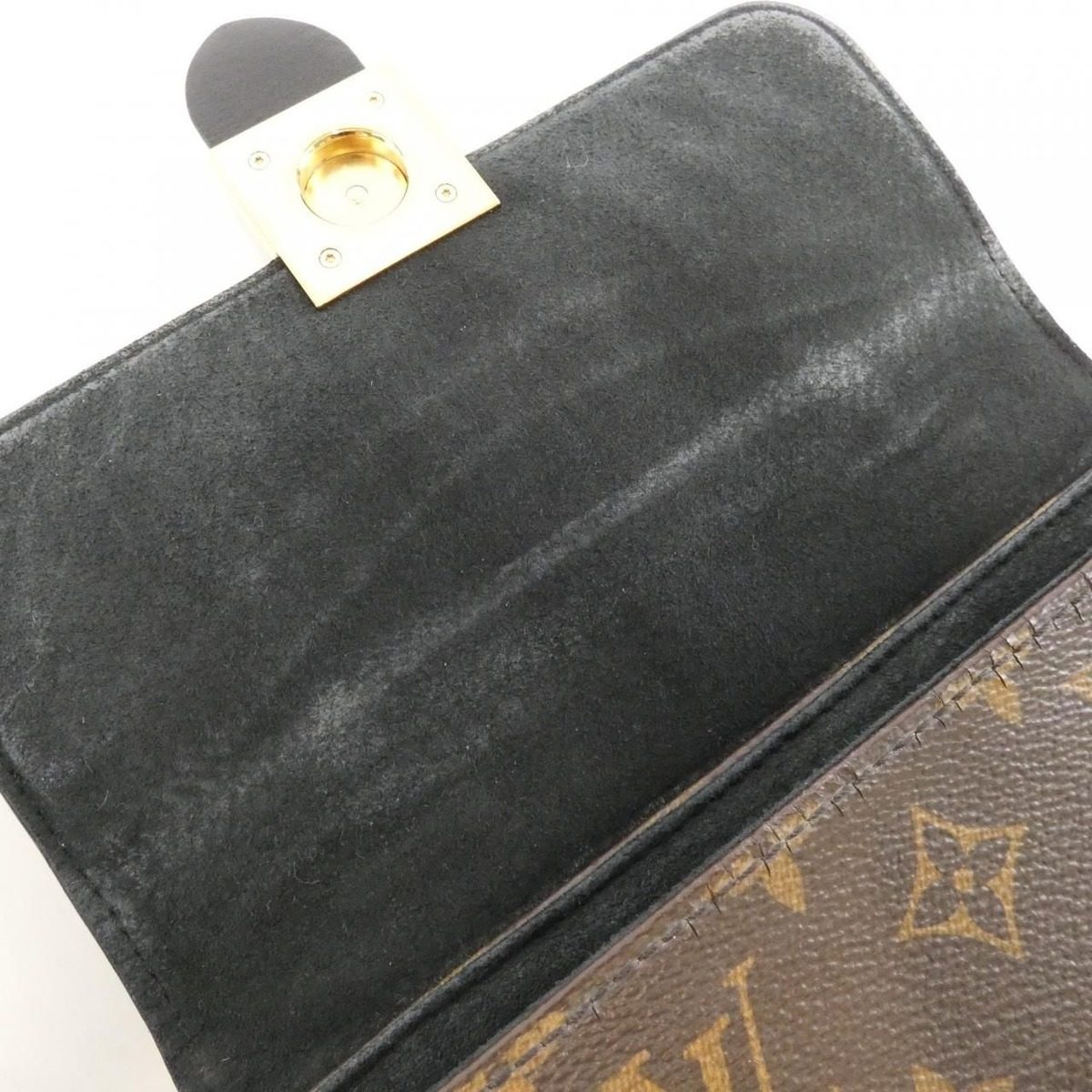 Louis Vuitton Monogram Locky BB Bag — view 9