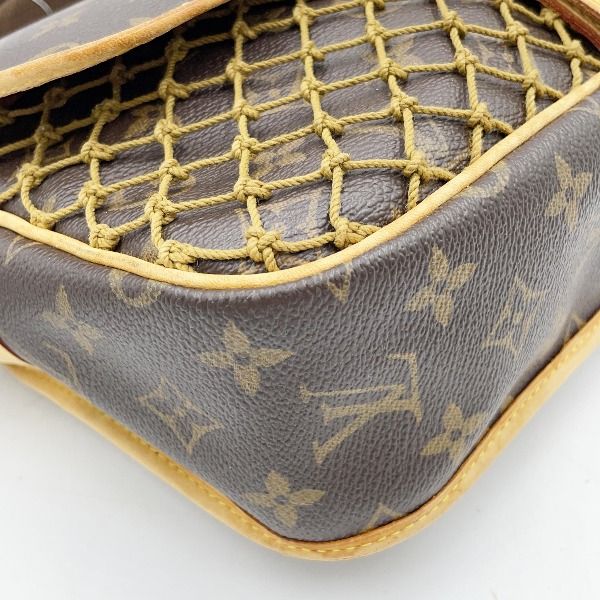 Louis Vuitton Monogram Congo PM Crossbody Bag — view 5