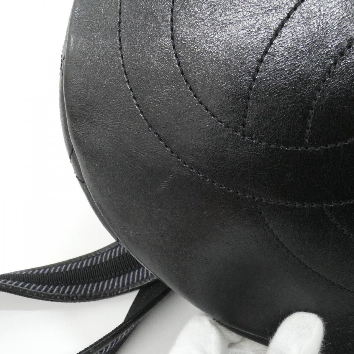 Chanel Shoulder Bag Wool Black — view 3