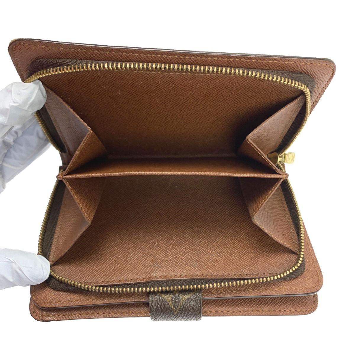 Louis Vuitton Porte Papier Zip Monogram Bifold Wallet — view 5