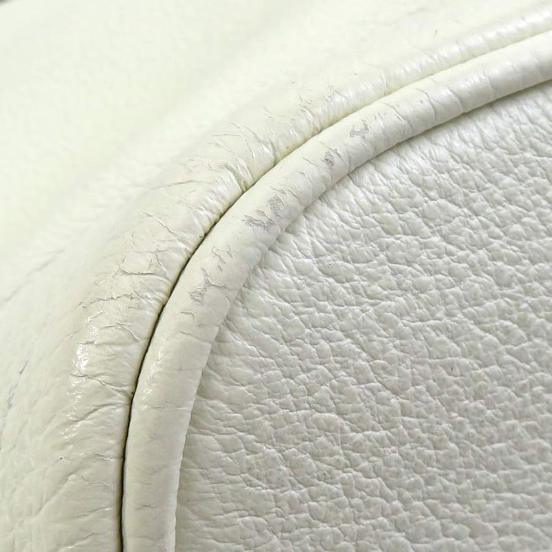 Louis Vuitton Shoulder Bag Suhali Noe BB — view 6