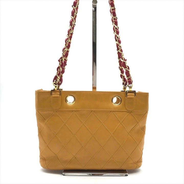 Chanel Lambskin Bicolor Quilted Chain Shoulder Bag Yellow Purse — view 2