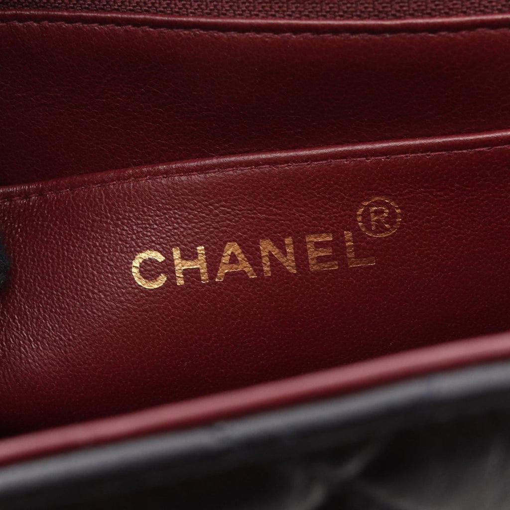 Chanel Shoulder Bag Big Quilted 30 Single Flap Black Lambskin — view 4