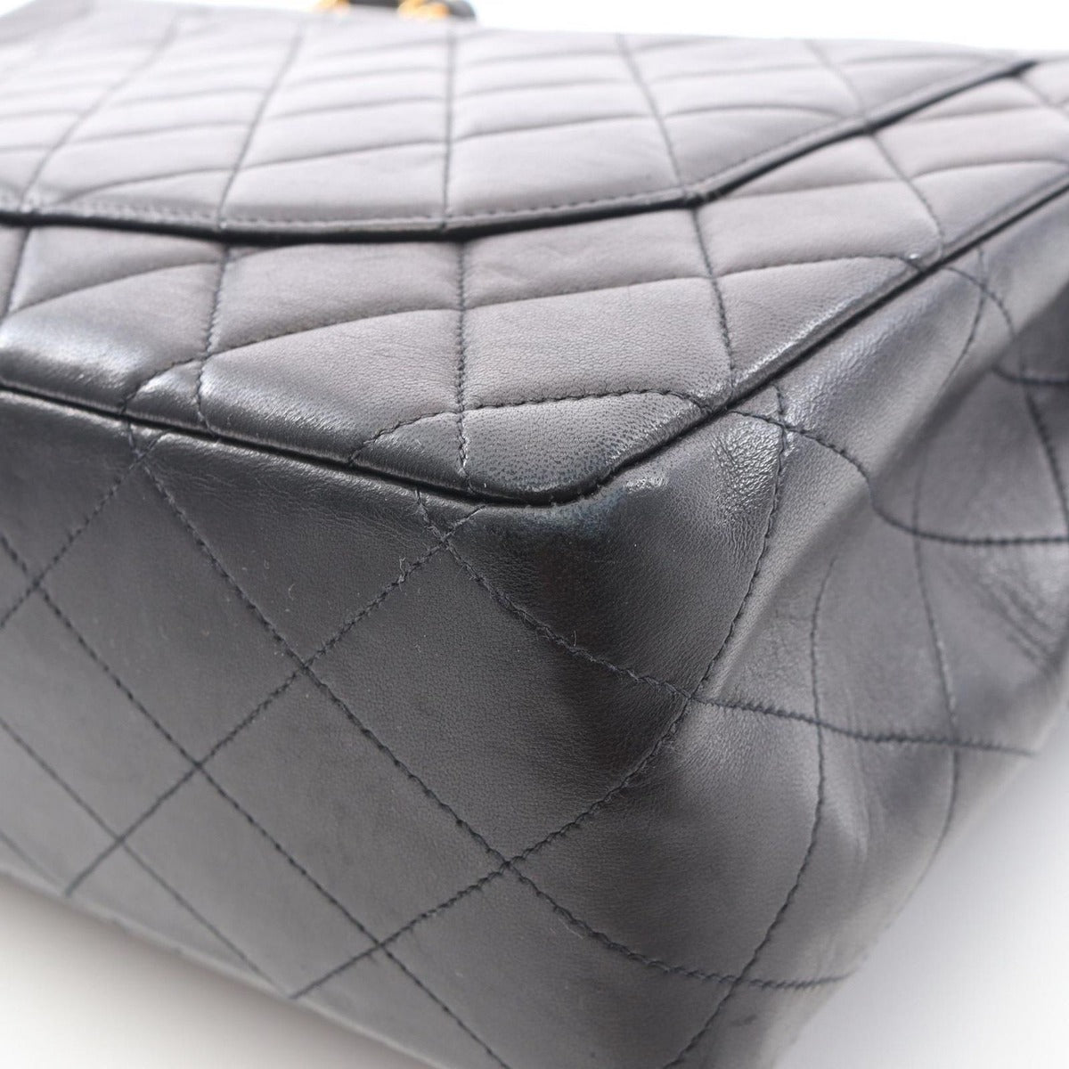 Chanel Shoulder Bag Big Quilted 30 Single Flap Black Lambskin — view 9