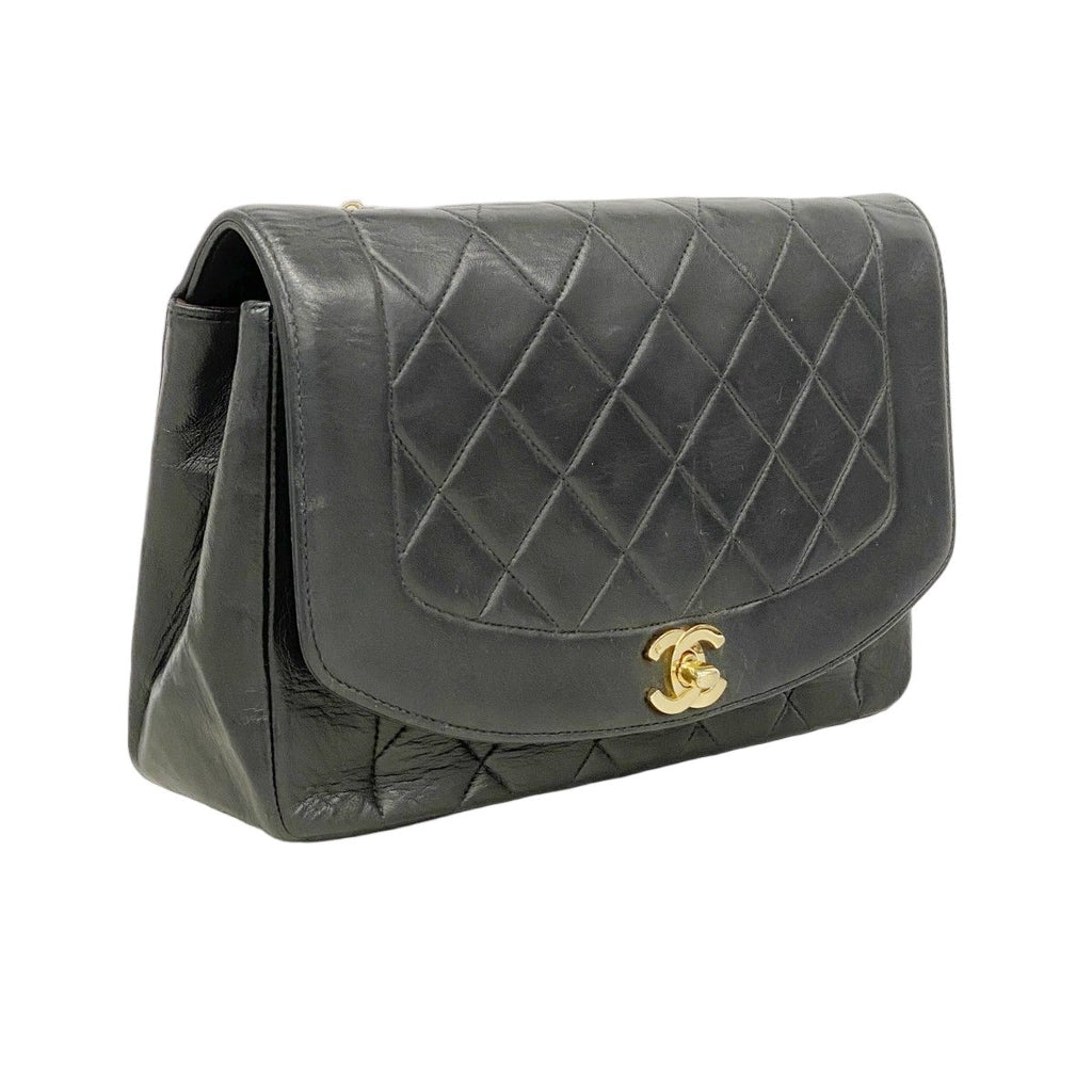 Chanel Shoulder Bag Diana Lambskin Black Gold — view 2