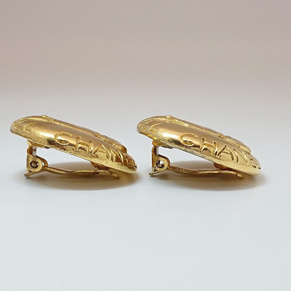 Chanel Vintage Mademoiselle Round Gold Earrings