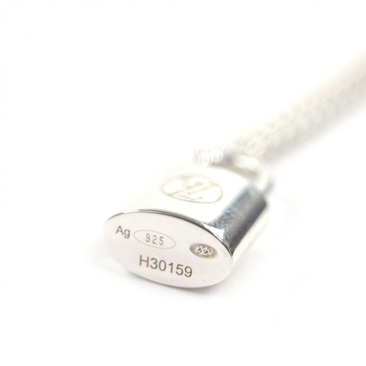 Louis Vuitton Pendant Lockit Chain Necklace Silver Weight — view 5