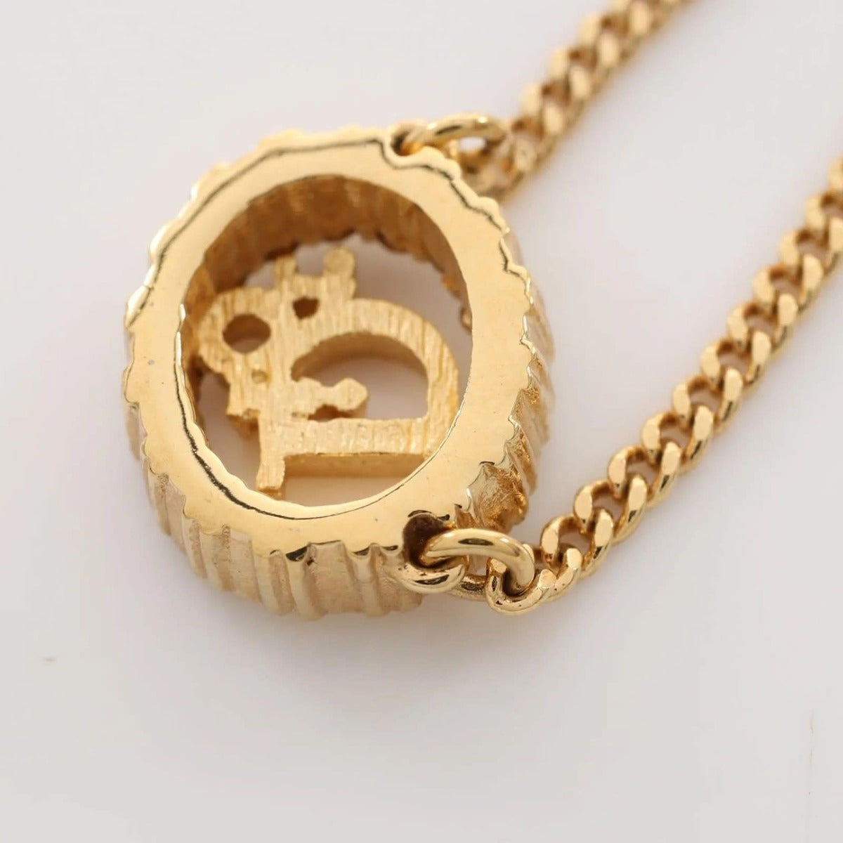 Christian Dior Vintage Rhinestone Crystal Round Necklace Gold Plated — view 6