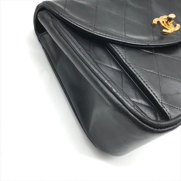 Chanel Quilted Turnlock CC Logo Brilliant Chain Shoulder Bag — view 5