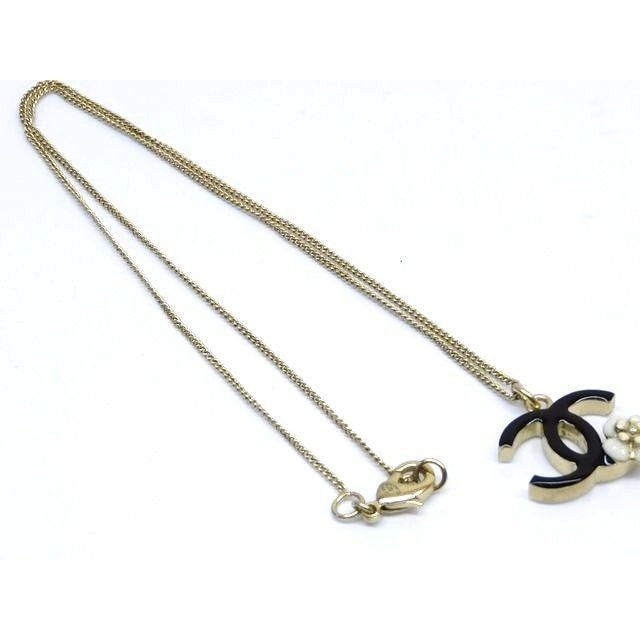 Chanel Necklace CC Logo Camellia Flower Black Gold — view 2