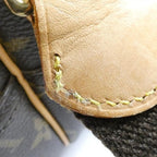 Louis Vuitton Monogram Reporter 28 cm Shoulder Bag — view 7