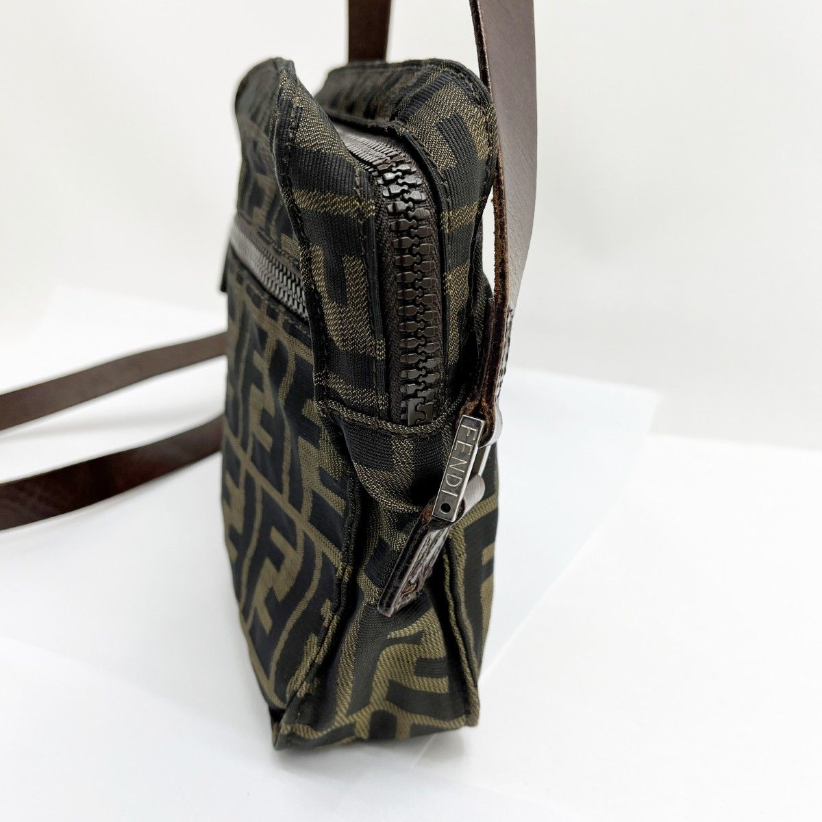 Fendi Shoulder Bag Zucca Scratch Yes 16161 001 Brown — view 4
