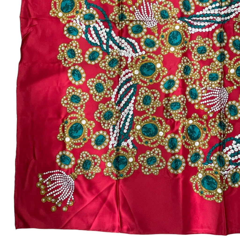 Chanel Scarf Silk Extra Large 130 Pattern Red — view 4