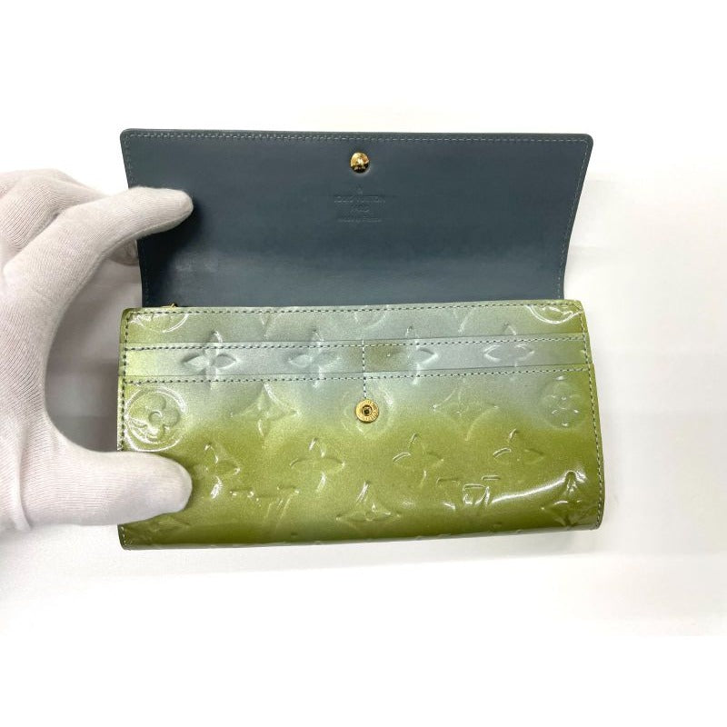 Louis Vuitton Monogram Vernis Portefeuille Sarah Long Wallet Givre Green — view 7