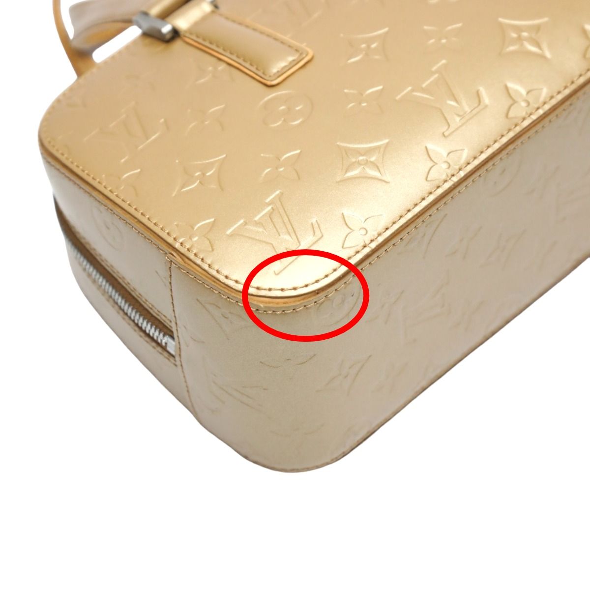 Louis Vuitton Monogram Matte Handbag Shelton — view 8