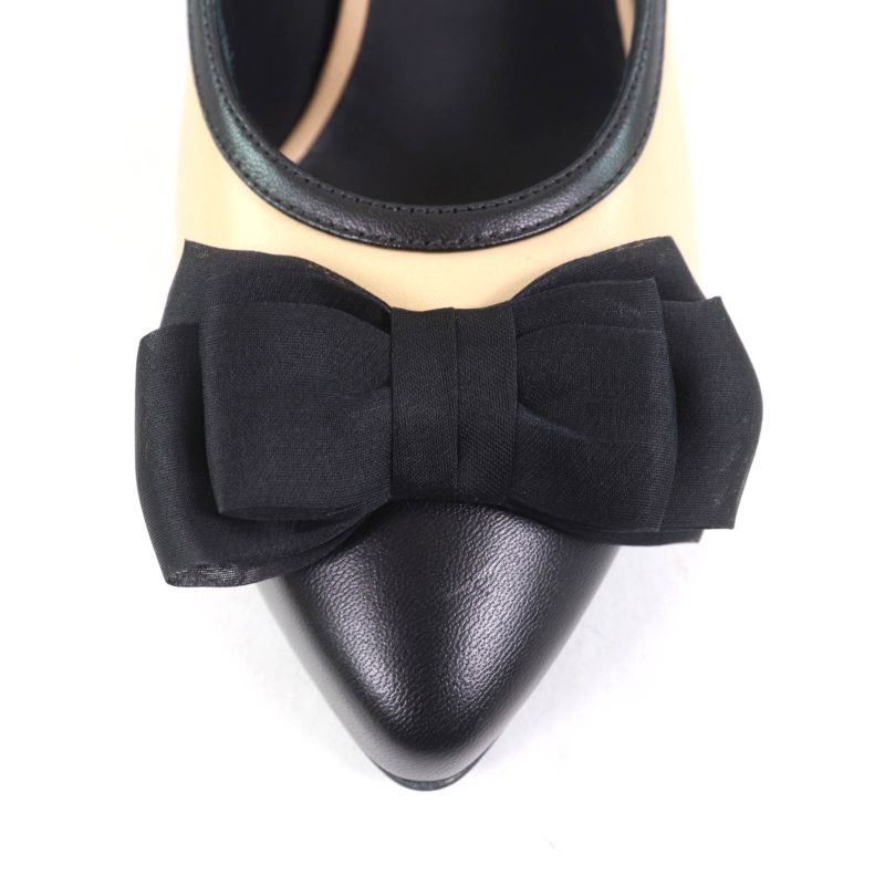 Chanel 17 P Ribbon Design With Coco Mark Hardware Bicolor Leather Pumps — view 9