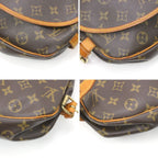 Louis Vuitton Monogram Saumur 30 Shoulder Bag — view 7