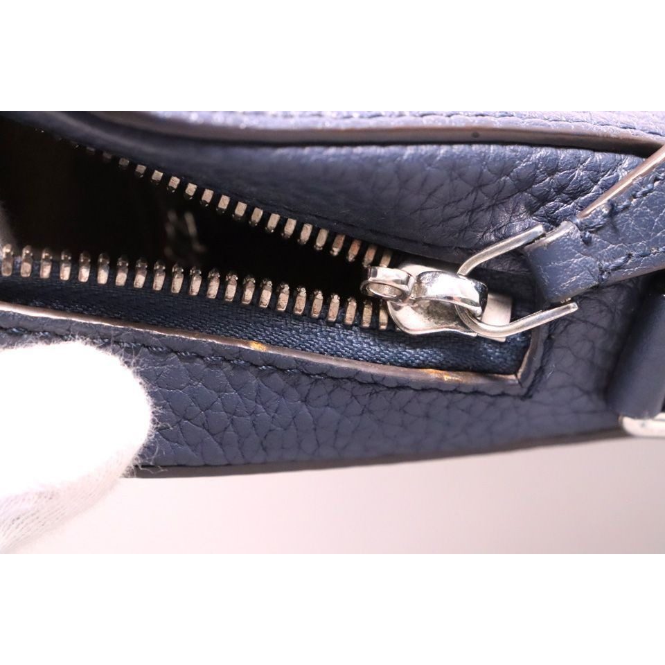 Louis Vuitton Taurillon Alma Briefcase PM Leather Business — view 9