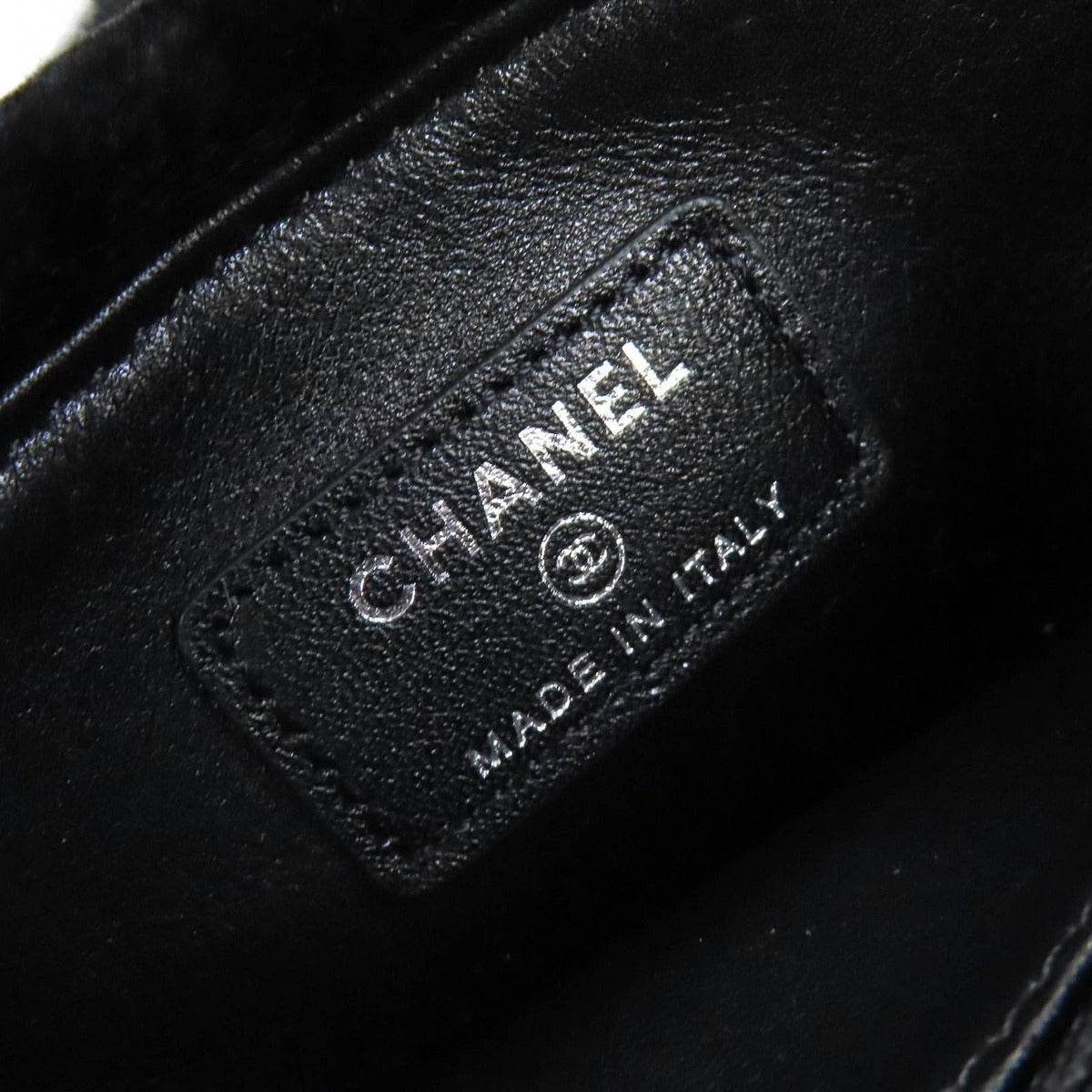 Chanel Vintage CC Logo Leather Oriragfa Pouch Case Black Silver Har — view 9