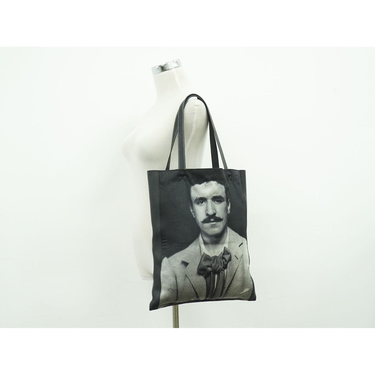 Loewe Charles Leni Mackintosh Collabor — view 6